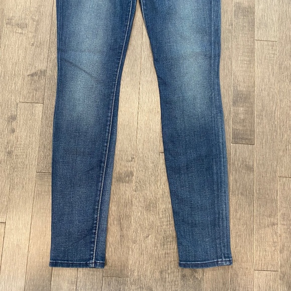 7 For All Mankind Gwenevere Jeans - Picture 3 of 9
